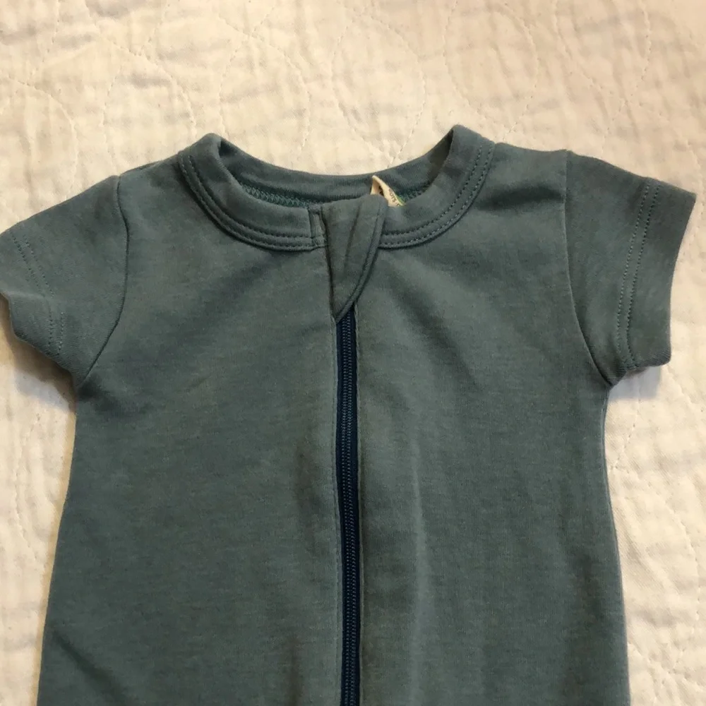 Kids One Piece in Dark Gray - Picture 3 of 4